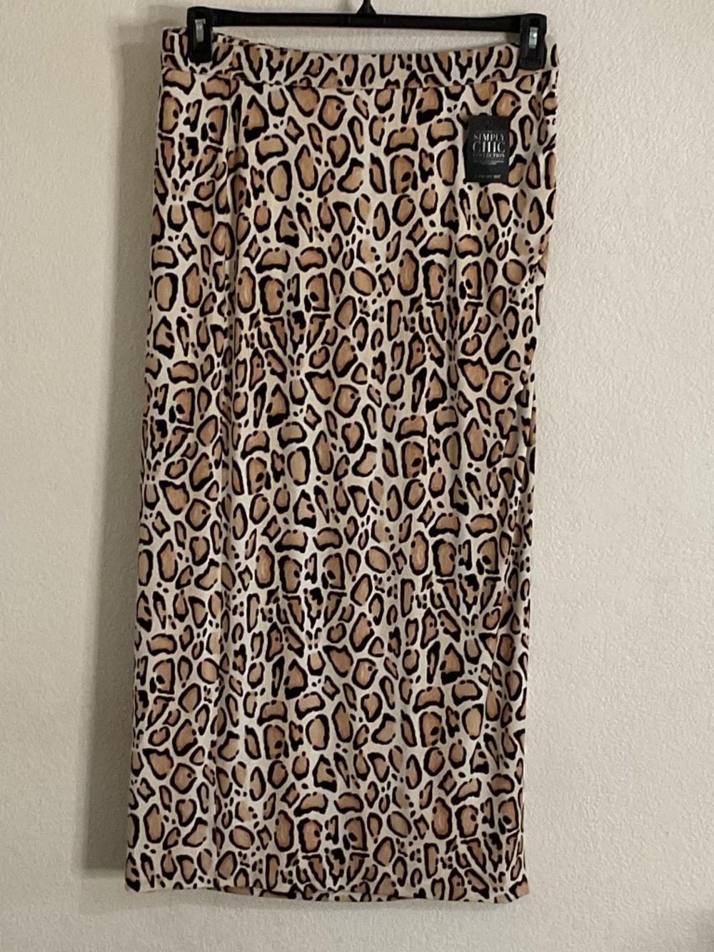 Lane Bryant leopard maxi skirt with side slit size 14/16 plus size